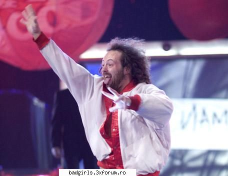 Poze si kteva cuvinte despre cei mai cunoscuti wrestleri - Name: Eugene Height: 6 foot 1 Weight - Wrestling
