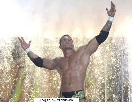 Poze si kteva cuvinte despre wrestleri din Smack Down - Name: Randy Orton Height: 6 foot 4 - Wrestling
