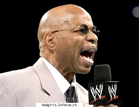 Poze si kteva cuvinte despre wrestleri din Smack Down - Name: Theodore Long Height: 5 foot 5 - Wrestling